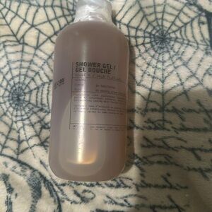 Le Lebo shower gel 550 ml 16.9 fl. Oz. Hinoki😊😊